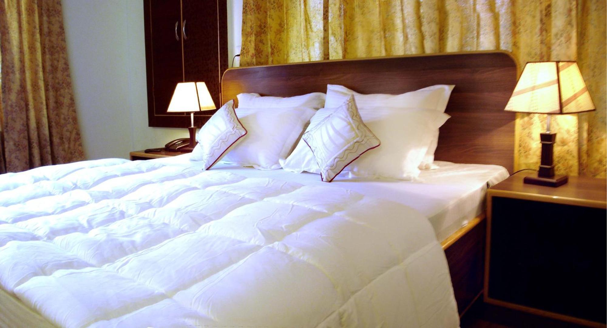 Ikraam Inn Bed&Breakfast Srīnagar Eksteriør bilde