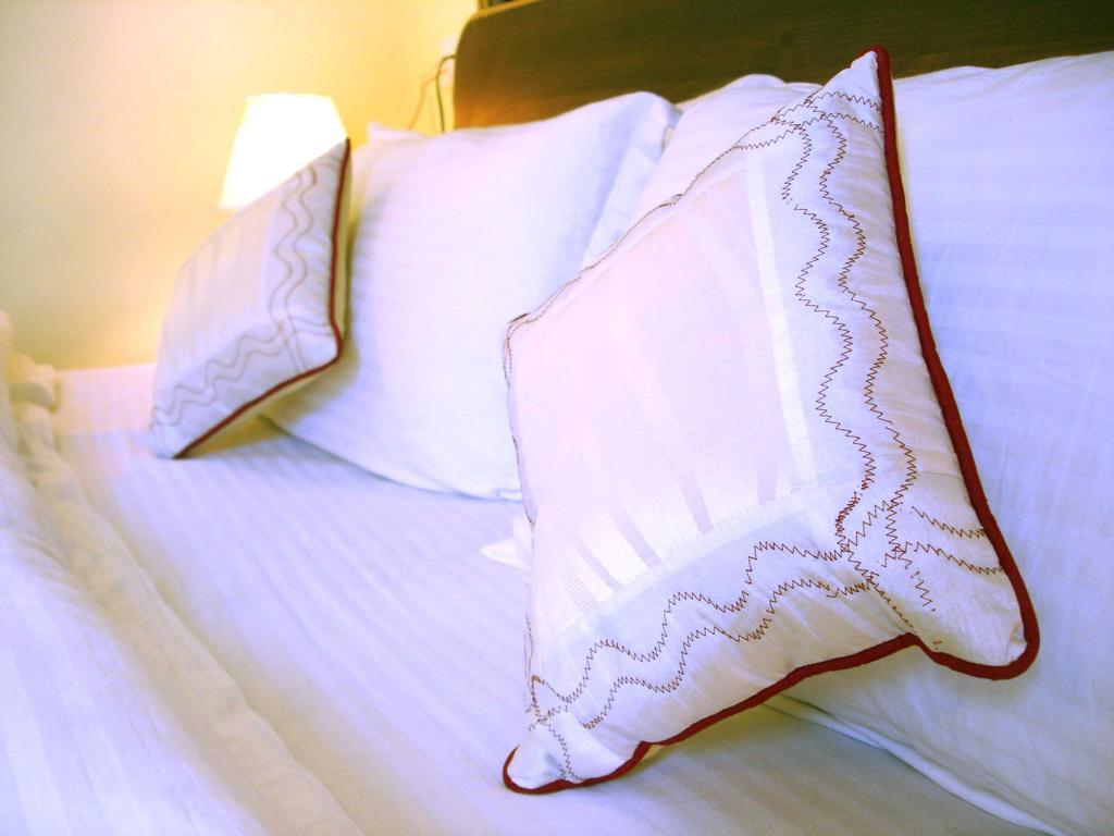 Ikraam Inn Bed&Breakfast Srīnagar Eksteriør bilde